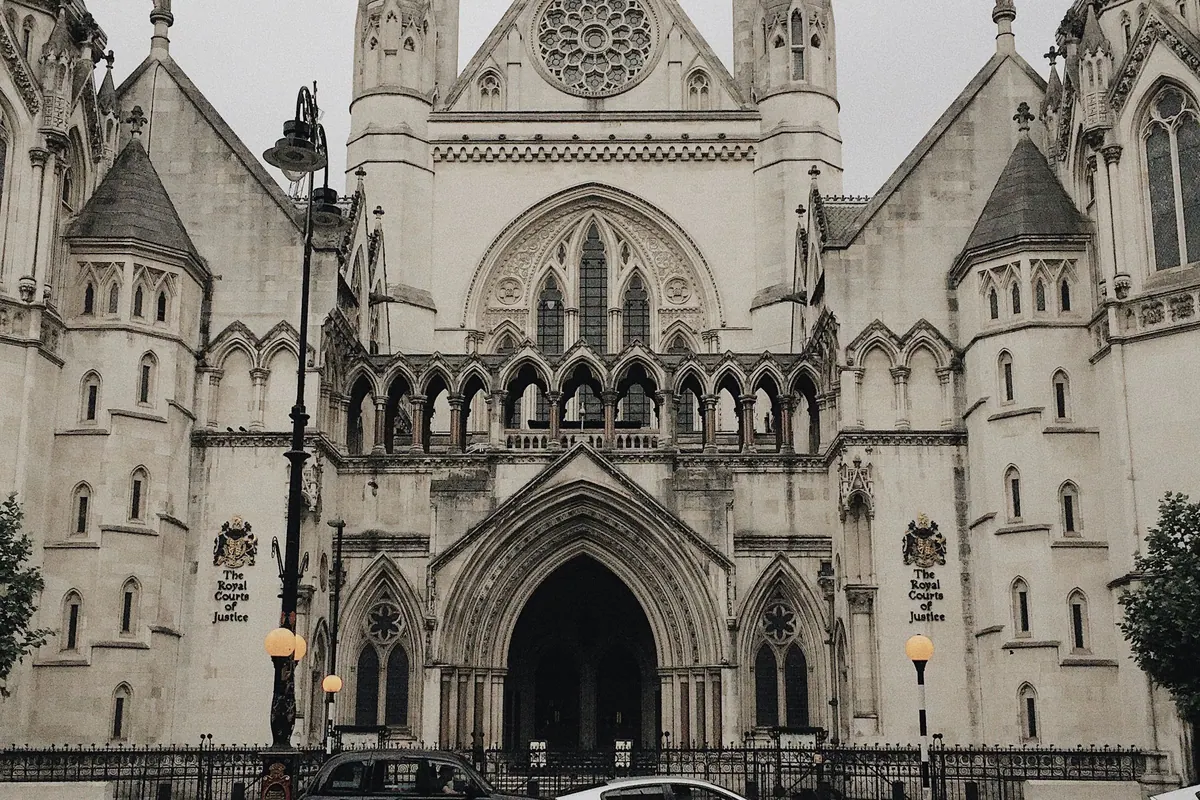 Professional negligence claims: how they work and the time limits